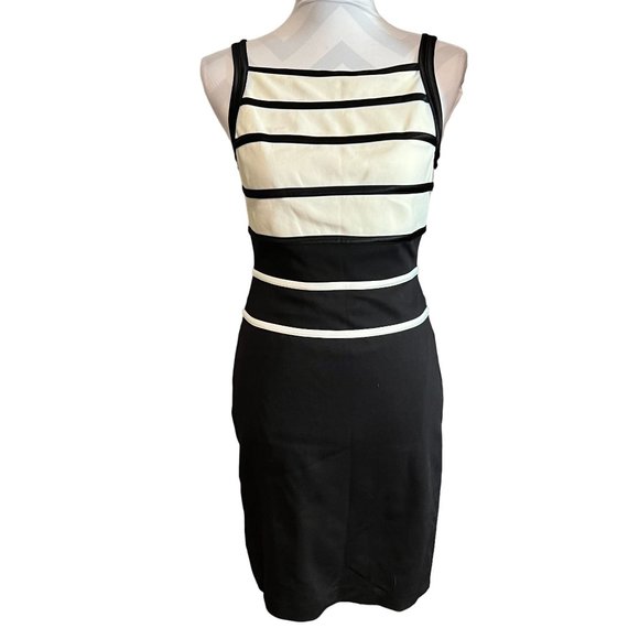 WHITE HOUSE BLACK MARKET Black & White Sleeveless - Picture 1 of 16